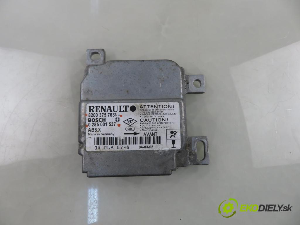 RENAULT CLIO II (BB_, CB_) HB 2003 55,00 1.2 16V 75 - D4F 712 1149,00 MODUL air BAG 0285001537 ; 8200375763