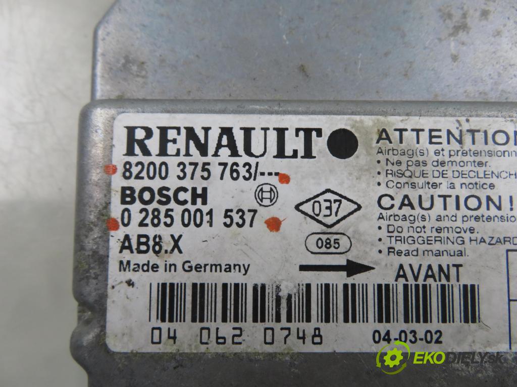 RENAULT CLIO II (BB_, CB_) HB 2003 55,00 1.2 16V 75 - D4F 712 1149,00 MODUL air BAG 0285001537 ; 8200375763