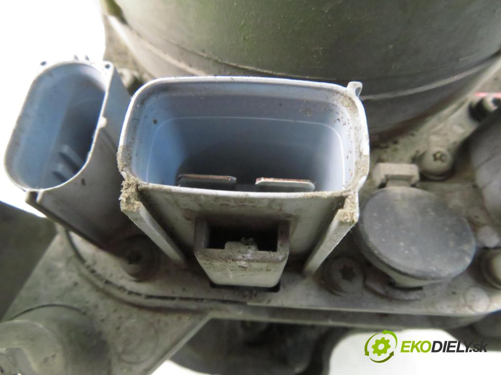 FORD FOCUS II (DA_, HCP) HB 2008 85,00 1.8 TDCi 115 - KKDA 1753,00 pumpa servočerpadlo HYD-EL. 4M513K514CB