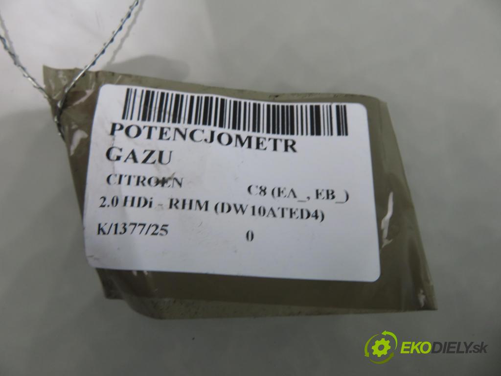 CITROEN C8 (EA_, EB_) MINIVAN 2005 79,00 2.0 HDi - RHM (DW10ATED4) 1997,00 Potenciometer plynu 1400838680 ; 6PV00908309 (Potenciometer plynového pedálu)