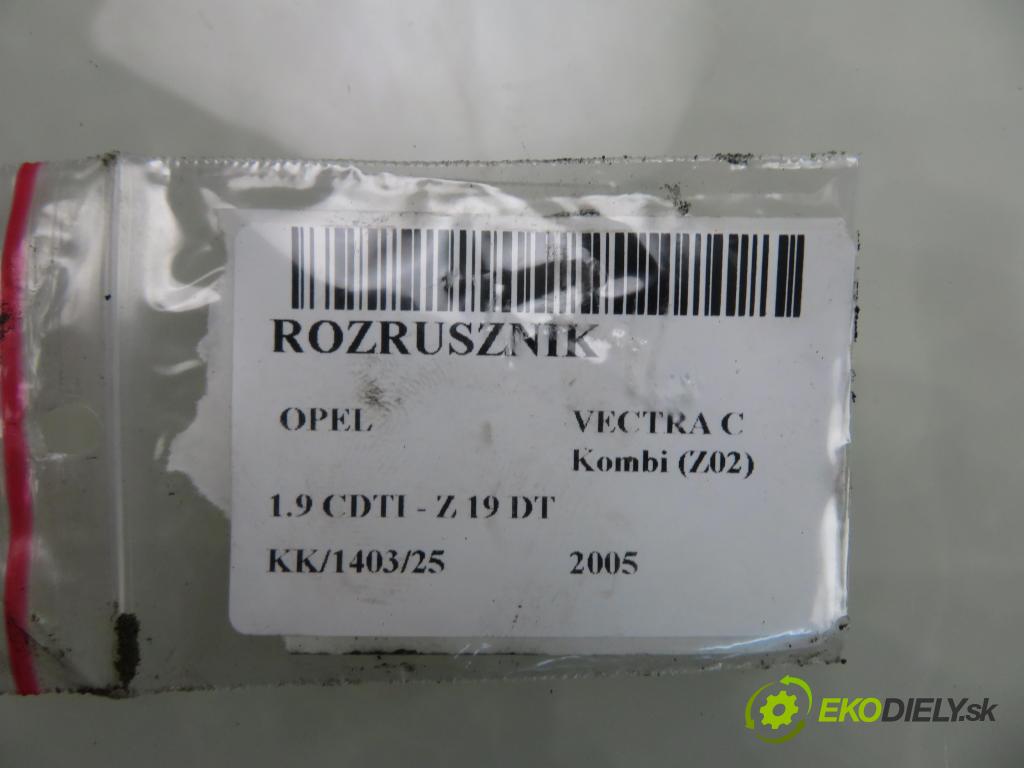 OPEL VECTRA C Kombi (Z02) KOMBI 2005 88,00 1.9 CDTI - Z 19 DT 1910,00 Štartér  (Štartér)