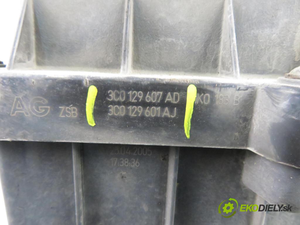 SEAT ALTEA (5P1) MINIVAN 2005 77,00 1.9 TDI PD 105 - BJB 1896,00 Obal filtra vzduchu 3C0129607AD ; 3C0129601AJ (Obal vzduchového filtra)