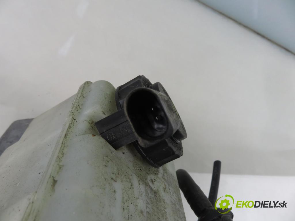 SEAT LEON (1P1) HB 2007 77,00 1.9 TDI - BXE 1896,00 posilovač 1K1614105AQ ; 0204051358 (Servočerpadlo)