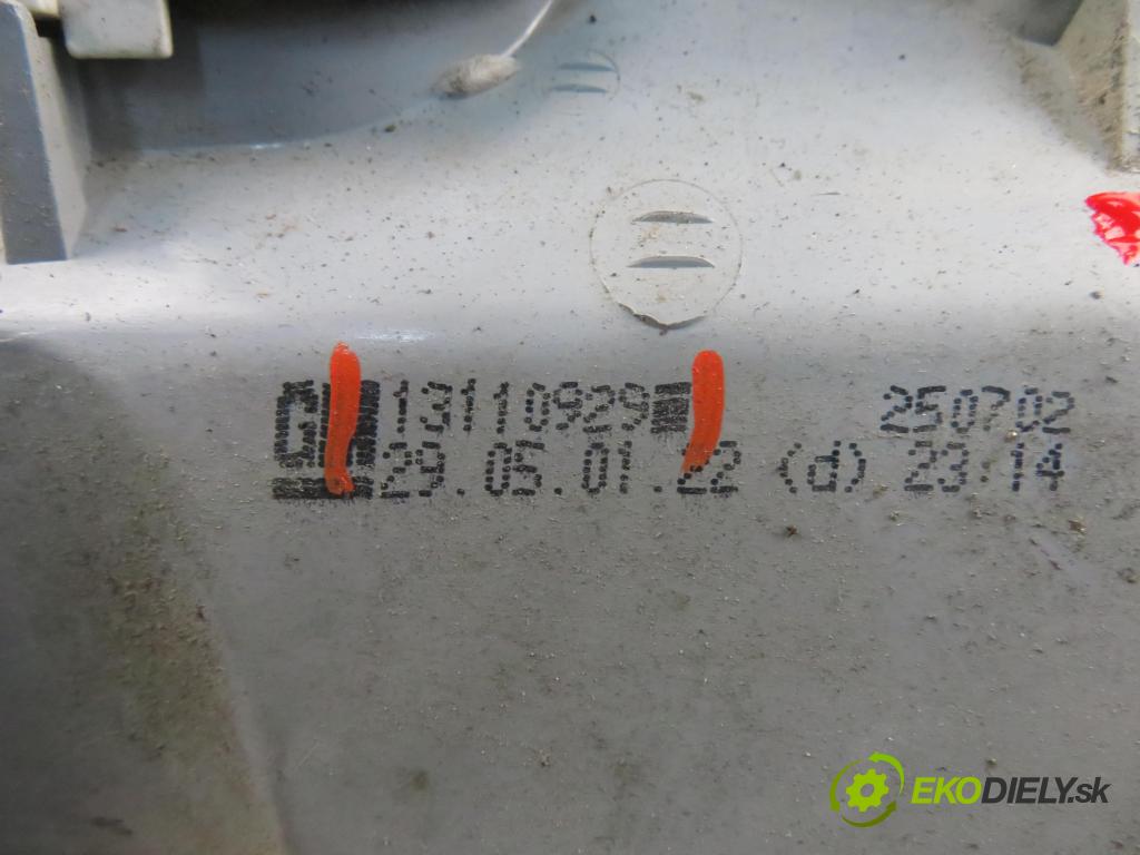 OPEL ASTRA G liftback (T98) HB 2002 55,00 1.2 16V - Z 12 XE 1199,00 světlo levé zadní 13110929