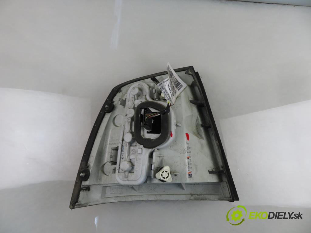 OPEL ASTRA G liftback (T98) HB 2002 55,00 1.2 16V - Z 12 XE 1199,00 Svetlo pravé zadné 13110931