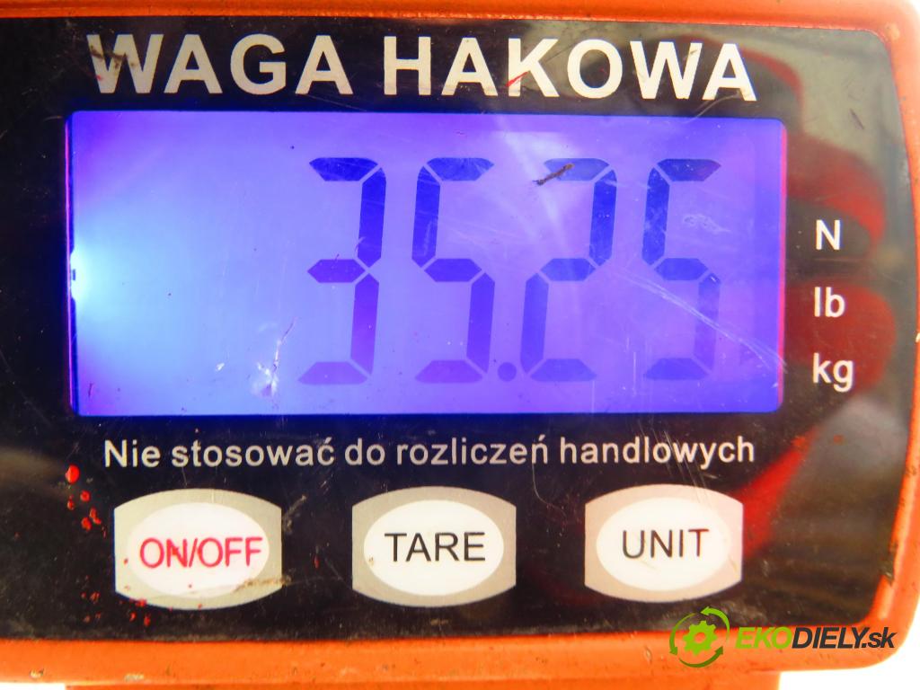 SMART FORTWO Coupe (450) HB 2004 45,00 0.7 (450.352, 450.332) - M 160.920 698,00 výztuha zadní část ABS