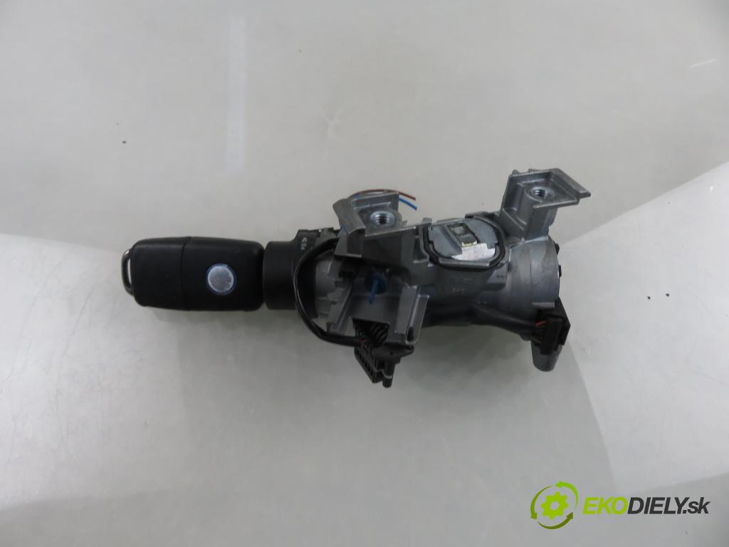 VW GOLF V (1K1) HB 2006 77,00 1.9 TDI PD 105 - BKC 1896,00 spinačka 1K0905851B (Spínacia skrinka)