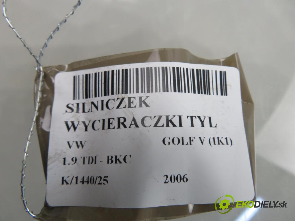 VW GOLF V (1K1) HB 2006 77,00 1.9 TDI PD 105 - BKC 1896,00 motorek stěrače ZADNÍ: 1K6955711B ; 0390201800