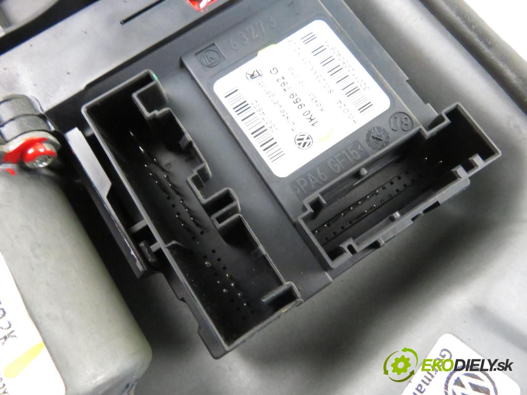 VW GOLF V (1K1) HB 2006 77,00 1.9 TDI PD 105 - BKC 1896,00 mechanismus oken PPE 3D 1K0955792G ; 1K0955702K ; 4K3837462B