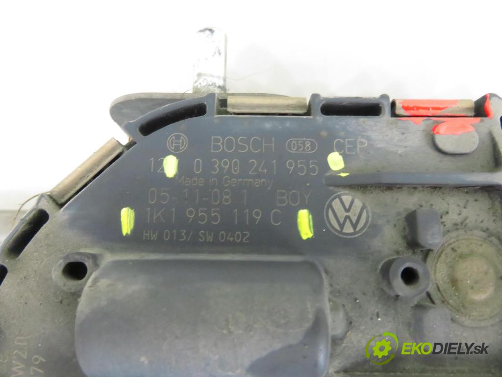 VW GOLF V (1K1) HB 2006 77,00 1.9 TDI PD 105 - BKC 1896,00 MECHANISMUS/ motorek stěračů 1K1955023F ; 3397020832 ; 1K1955119C