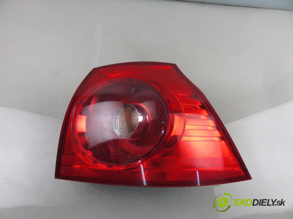 VW GOLF V (1K1) HB 2006 77,00 1.9 TDI PD 105 - BKC 1896,00 Svetlo pravé zadné 1K6945096Q