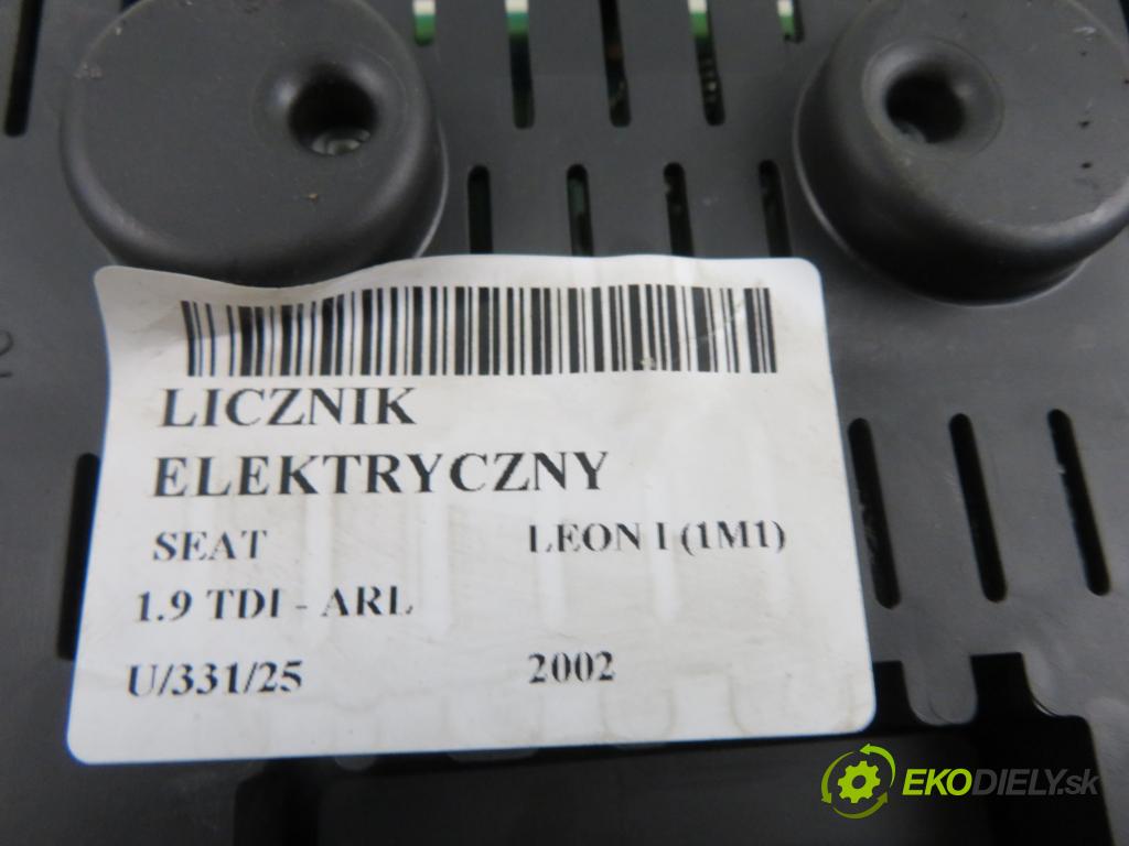 SEAT LEON (1M1) HB 2002 110,00 1.9 TDI PD 150 - ARL 1896,00 prístrojovka elektrický 1M0920822E