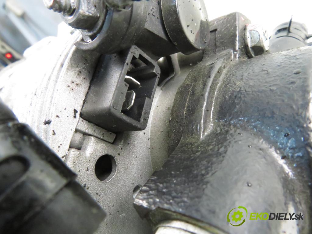 KIA SPORTAGE (K00) TERENOWY 2000 61,00 2.0 TD 4WD 83 - RF 1998,00 Alternátor A9070 (Alternátor)