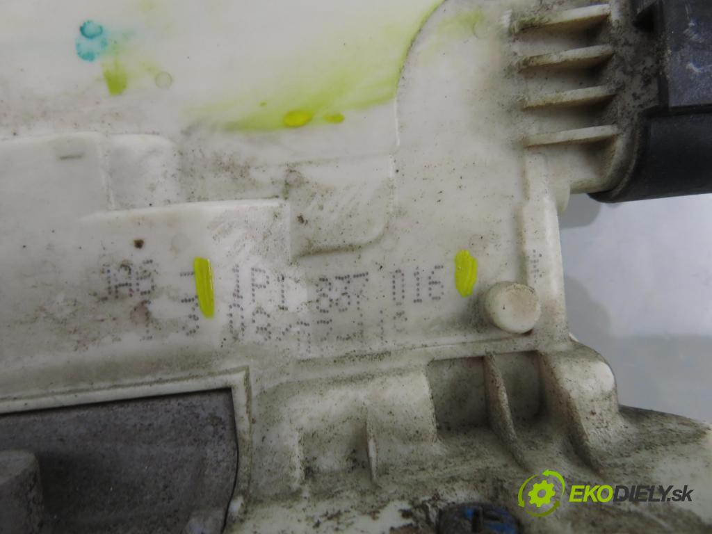 SEAT LEON (1P1) HB 2007 77,00 1.9 TDI - BXE 1896,00 zámok 1P1837016