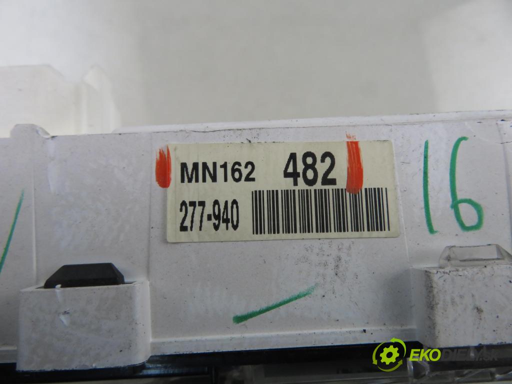 MITSUBISHI OUTLANDER I (CU_W) SUV 2003 118,00 2.4 4WD 160 (CU5W) - 4G69 2378,00 prístrojovka elektrický MN162482