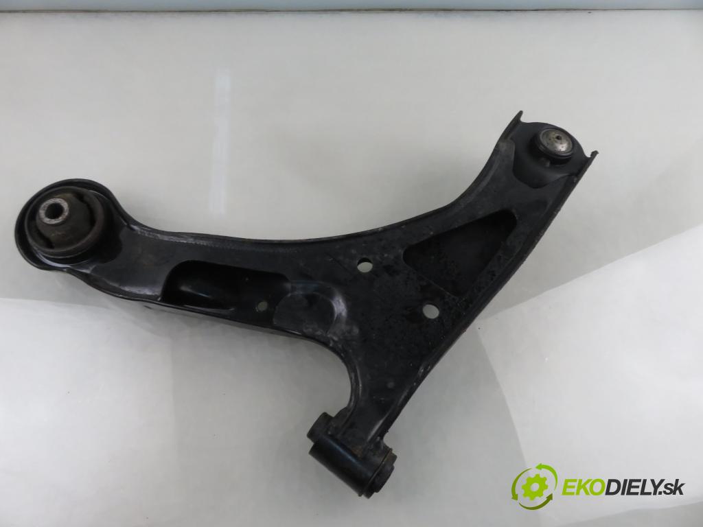 SUZUKI GRAND VITARA II (JT, TE, TD) SUV 2006 103,00 2.0 140 (JB420W) - J20A 1995,00 Rameno PP 