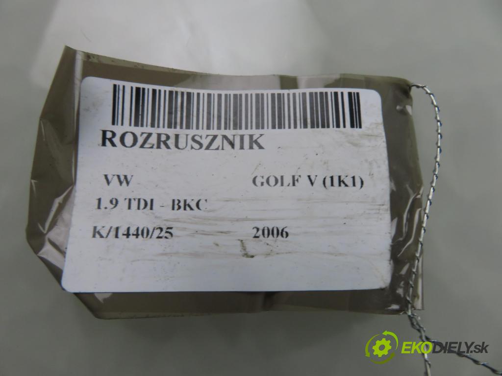 VW GOLF V (1K1) HB 2006 77,00 1.9 TDI PD 105 - BKC 1896,00 Štartér 02Z911023F ; 0001123012 (Štartér)
