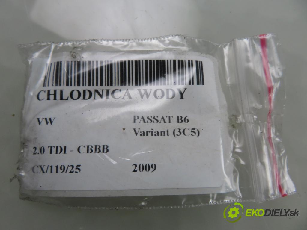 VW PASSAT B6 Variant (3C5) KOMBI 2009 125,00 2.0 TDI - CBBB 1968,00 chladič vody 3C0121253BB
