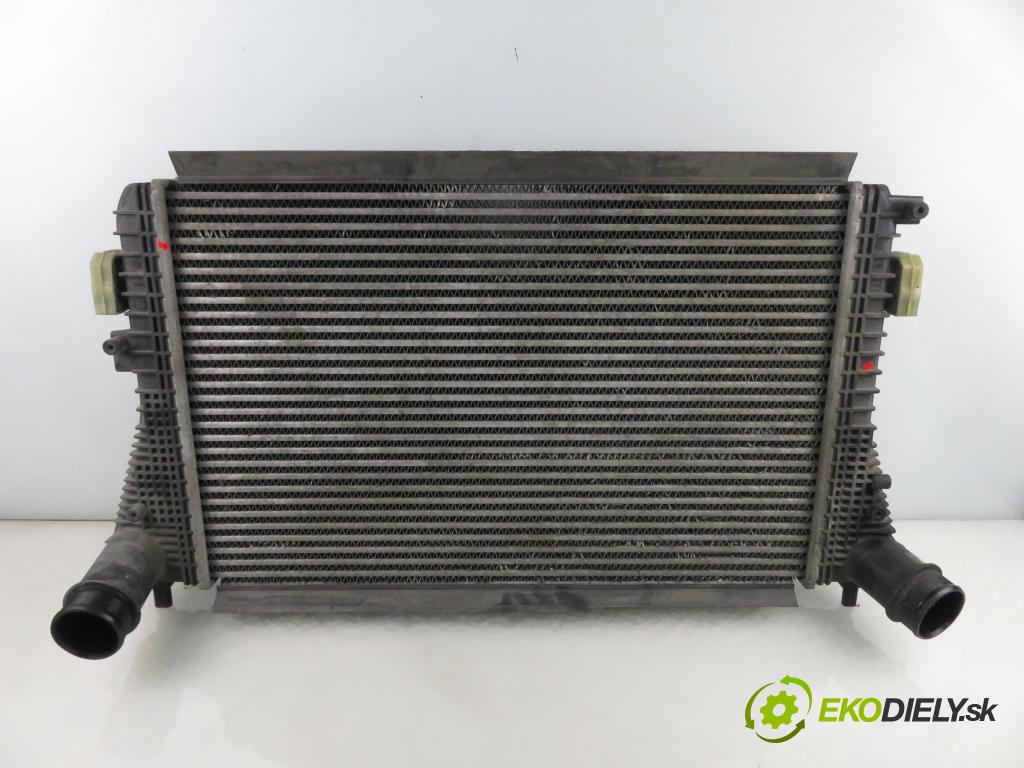 VW PASSAT B6 Variant (3C5) KOMBI 2009 125,00 2.0 TDI - CBBB 1968,00 chladič intercooler 3C0145805AD