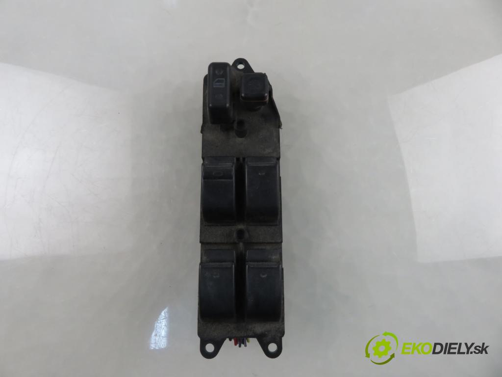 TOYOTA COROLLA (_E12_) HB 2003 85,00 2.0 D-4D 116 (CDE120R_, CDE120L_) - 1CD-FTV 1995,00 Panel ovládania okien 8482002101