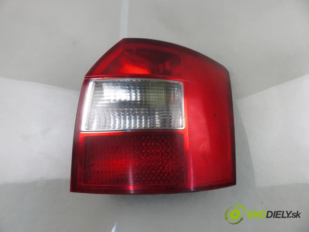 AUDI A4 Avant (8E5, B6) KOMBI 2003 96,00 1.9 TDI - AVF 1896,00 světlo pravé zadní 8E9945258
