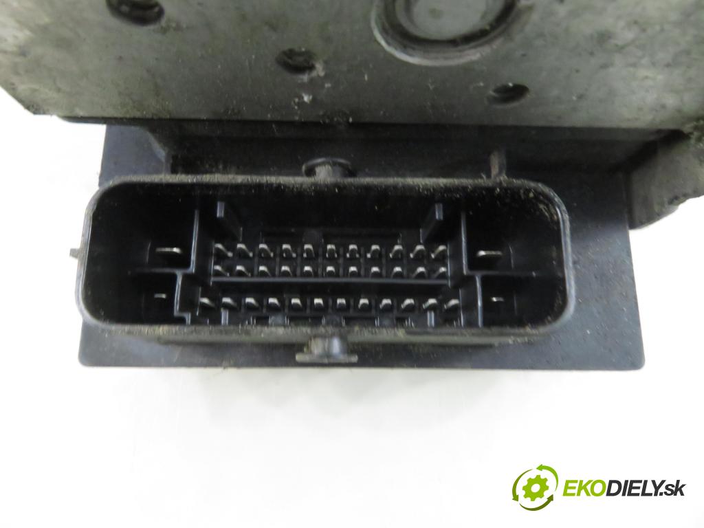 AUDI A4 Avant (8K5, B8) KOMBI 2010 125,00 2.0 TDI quattro - CAHA 1968,00 Pumpa ABS 8K0907379AL ; 0265236194 (Pumpa ABS)