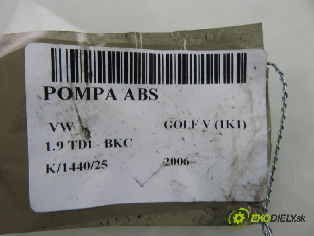 VW GOLF V (1K1) HB 2006 77,00 1.9 TDI PD 105 - BKC 1896,00 Pumpa ABS 1K0907379P ; 10097003153 ; 1K0614117H (Pumpa ABS)