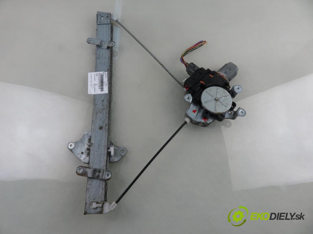 MITSUBISHI OUTLANDER I (CU_W) SUV 2003 118,00 2.4 4WD 160 (CU5W) - 4G69 2378,00 mechanismus oken MR573885LH