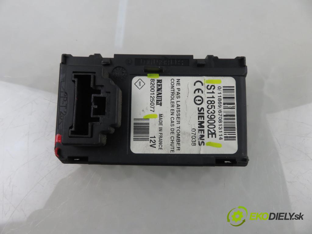 RENAULT GRAND SCENIC II (JM0/1_) MINIVAN 2007 110,00 2.0 dCi (JM1K) - M9R 721 1995,00 CZYTNIK KARTY: S118539002E ; 8200125077