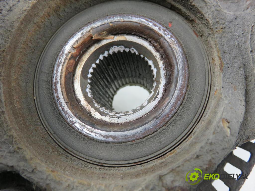 AUDI A3 (8L1) HB 2002 132,00 1.8 T 180 - AUQ 1781,00 náboj LP ABS