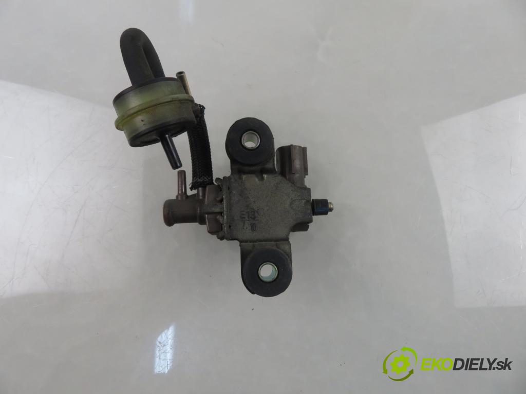 TOYOTA COROLLA (_E12_) HB 2003 85,00 2.0 D-4D 116 (CDE120R_, CDE120L_) - 1CD-FTV 1995,00 VENTIL: VAKUUM: 2581927020 ; 1307000670