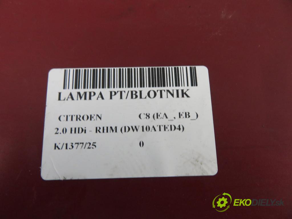 CITROEN C8 (EA_, EB_) MINIVAN 2005 79,00 2.0 HDi - RHM (DW10ATED4) 1997,00 světlo pravé zadní