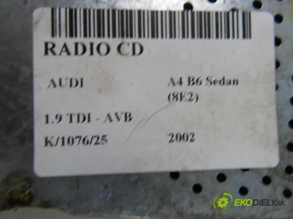 AUDI A4 (8E2, B6) SEDAN 2002 74,00 1.9 TDI PD 101 - AVB 1896,00 RADIO CD 8E0035186