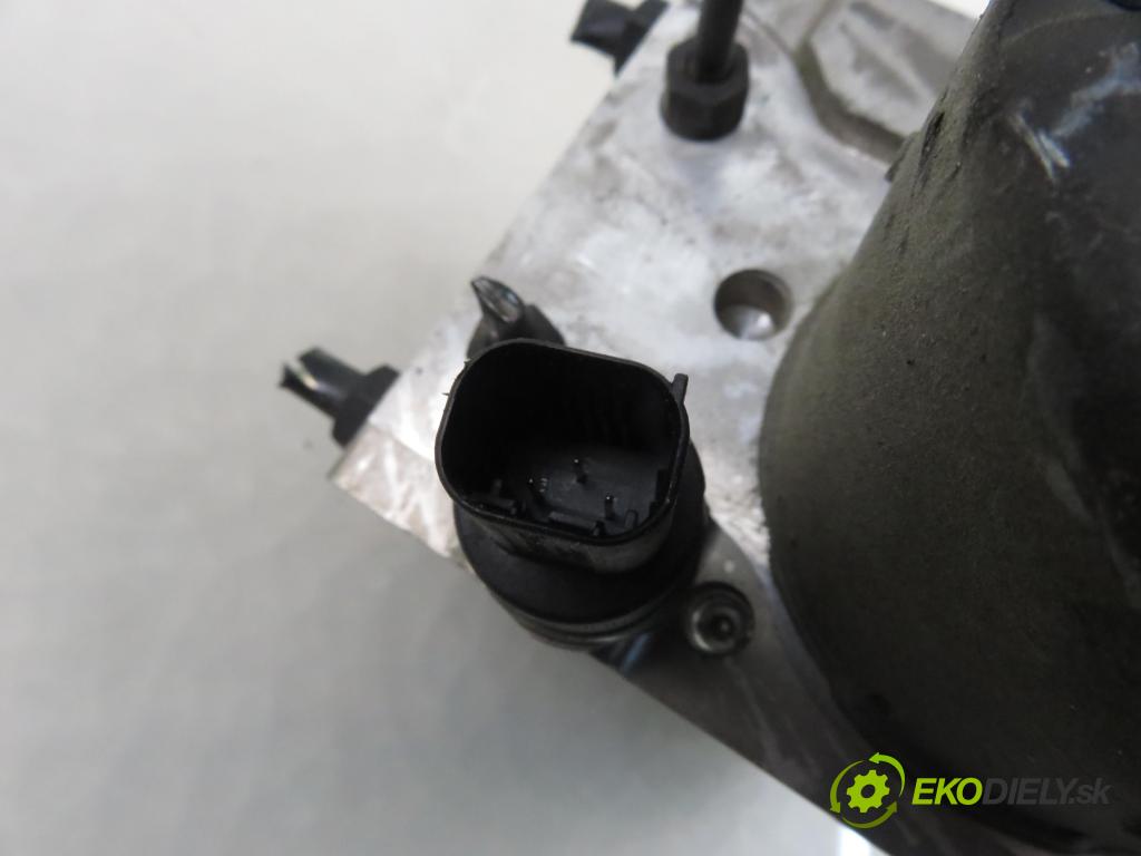 AUDI A4 Avant (8E5, B6) KOMBI 2003 96,00 1.9 TDI PD 130 - AVF 1896,00 Pumpa ABS 0265950011 ; 0265225048 (Pumpa ABS)