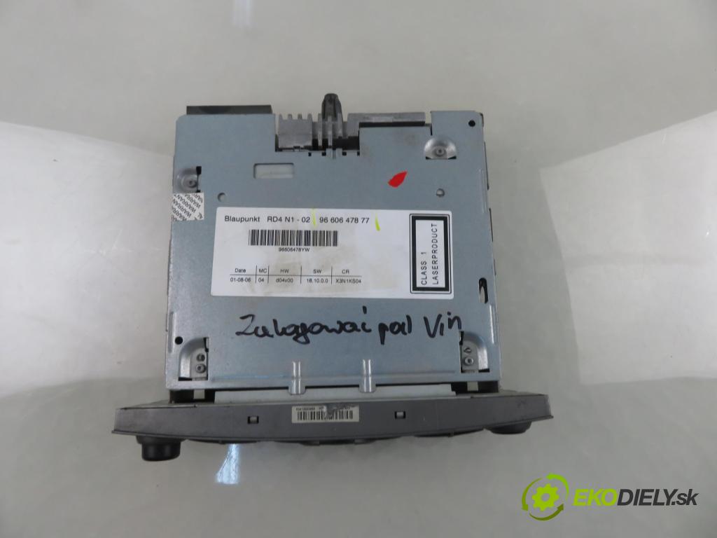 CITROEN C5 II (RC_) LIFTBACK 2006 100,00 2.0 HDi 136 - RHR (DW10BTED4) 1997,00 RADIO CD 7645124393
