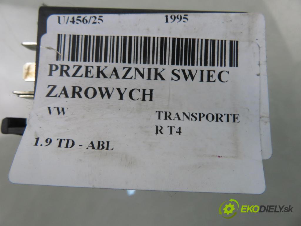 VW TRANSPORTER IV Autobus (70XB, 70XC, 7DB, 7DW, 7DK) BUS 1995 50,00 1.9 TD - ABL 1896,00 RELÉ: SWIEC: 701906123