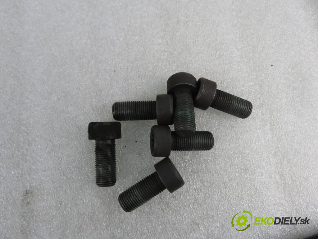 AUDI A3 (8L1) HB 2002 132,00 1.8 T 180 - AUQ 1781,00 řemenice DUAL MASS / COMP 123035310 ; 323037410