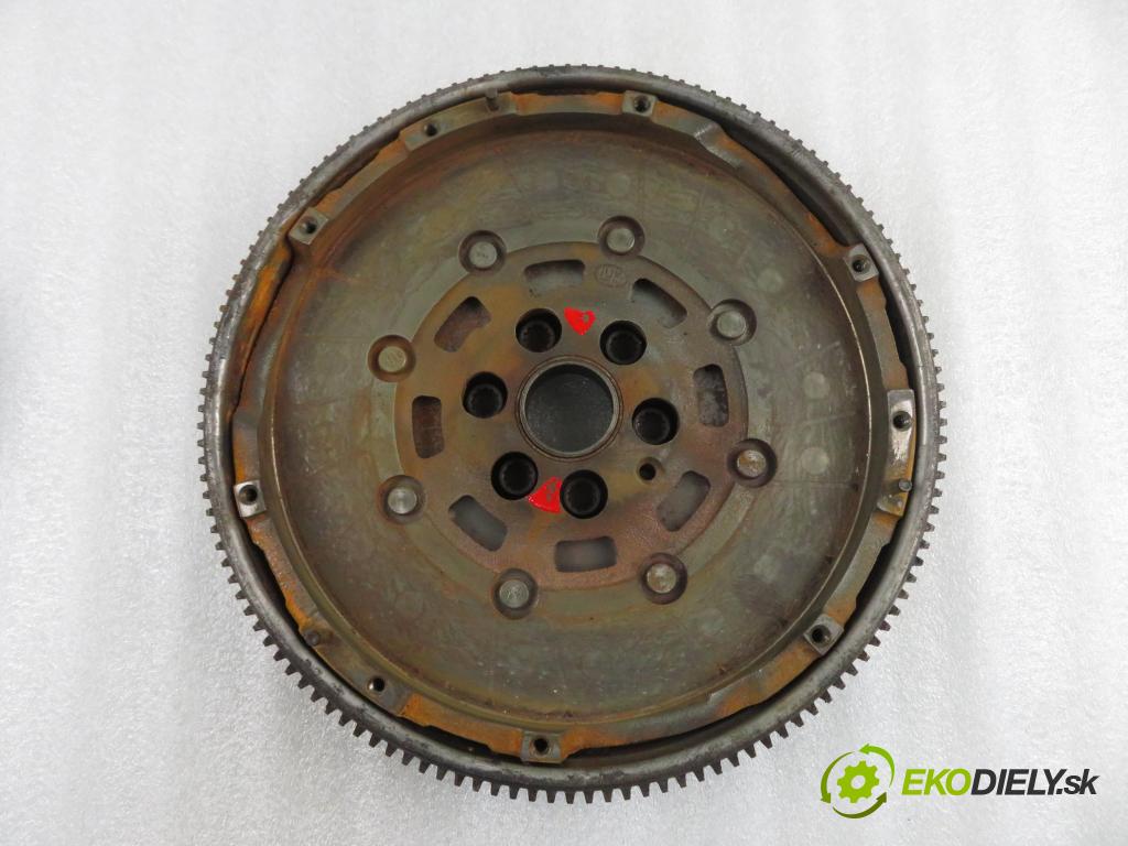 SEAT ALTEA (5P1) HB 2004 77,00 1.9 TDI - BKC 1896,00 řemenice DUAL MASS / COMP 323064110 ; 415025010