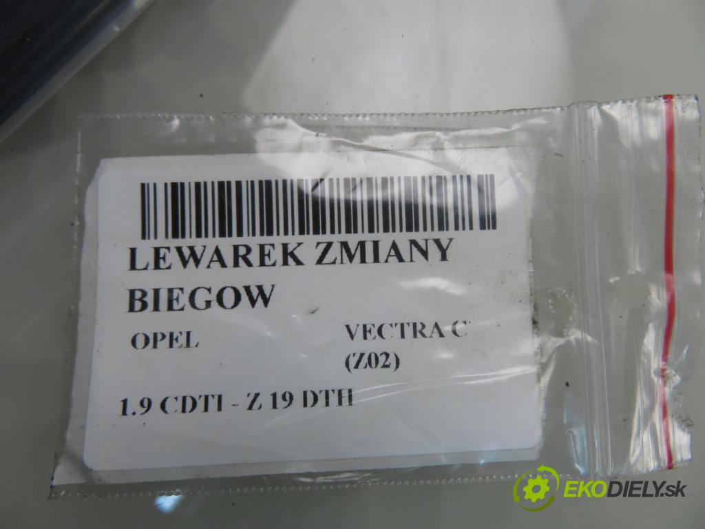 OPEL VECTRA C (Z02) HB 2005 110,00 1.9 CDTI - Z 19 DTH 1910,00 ZVEDÁK: 012992721