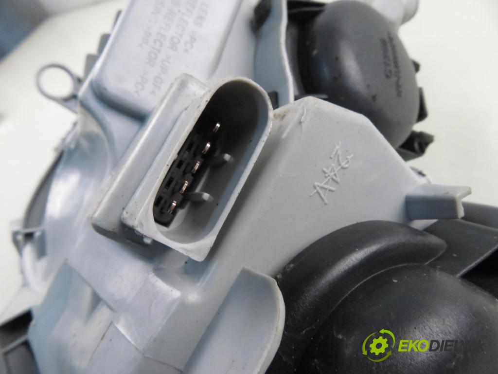 SMART FORTWO Coupe (450) HB 2004 45,00 0.7 (450.352, 450.332) - M 160.920 698,00 světlo PP