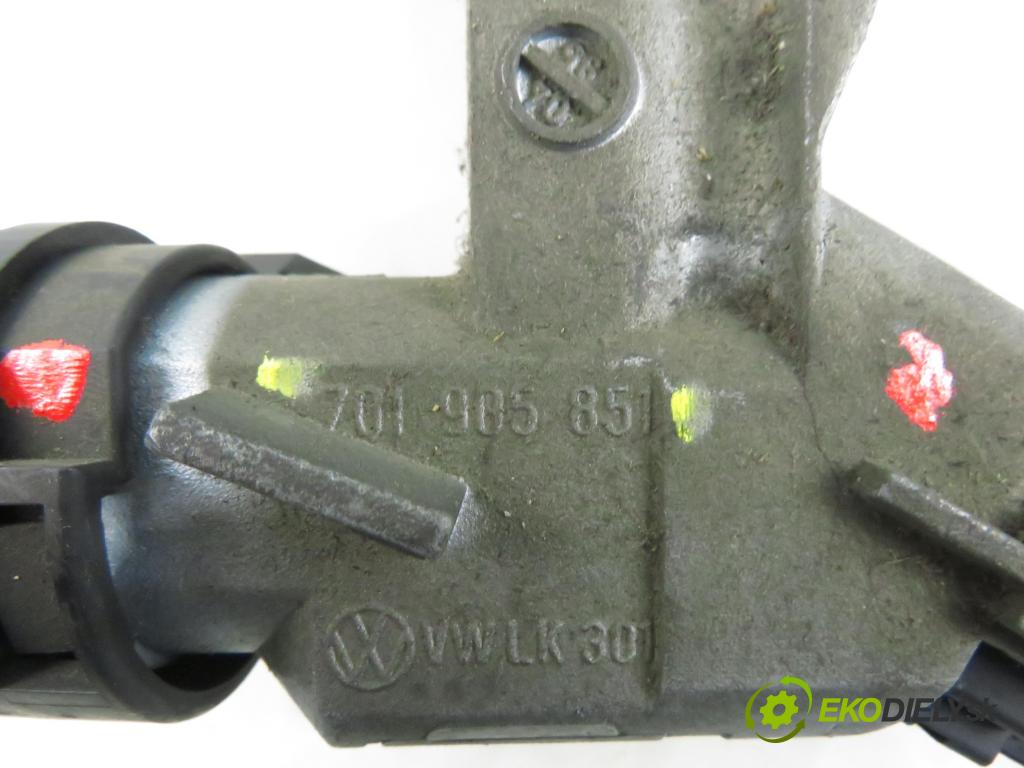 VW TRANSPORTER IV Autobus (70XB, 70XC, 7DB, 7DW, 7DK) BUS 1995 50,00 1.9 TD - ABL 1896,00 spinačka 701905851 (Spínacia skrinka)