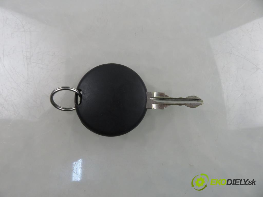 SMART FORTWO Coupe (450) HB 2004 45,00 0.7 (450.352, 450.332) - M 160.920 698,00 spinačka  (Spínacia skrinka)