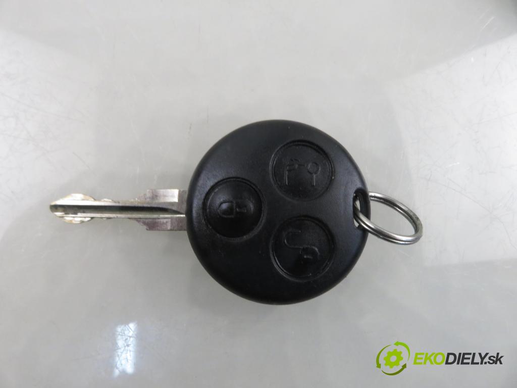 SMART FORTWO Coupe (450) HB 2004 45,00 0.7 (450.352, 450.332) - M 160.920 698,00 spinačka  (Spínacia skrinka)