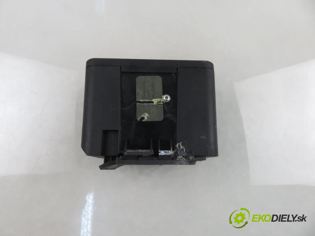 FIAT CROMA (194_) KOMBI 2006 110,00 1.9 D Multijet 150 - 939 A2.000 1910,00 spinačka 7354312800 (Spínacia skrinka)