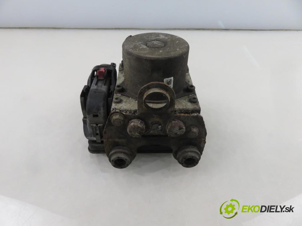 VW UP (121, 122, BL1, BL2) HB 2012 44,00 1 - CHYA 999,00 Pumpa ABS 1S0614517D (Pumpa ABS)