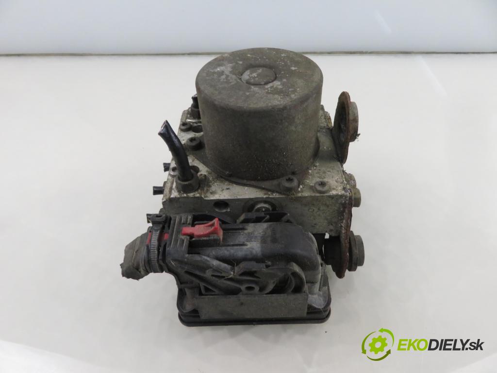 VW UP (121, 122, BL1, BL2) HB 2012 44,00 1 - CHYA 999,00 Pumpa ABS 1S0614517D (Pumpa ABS)