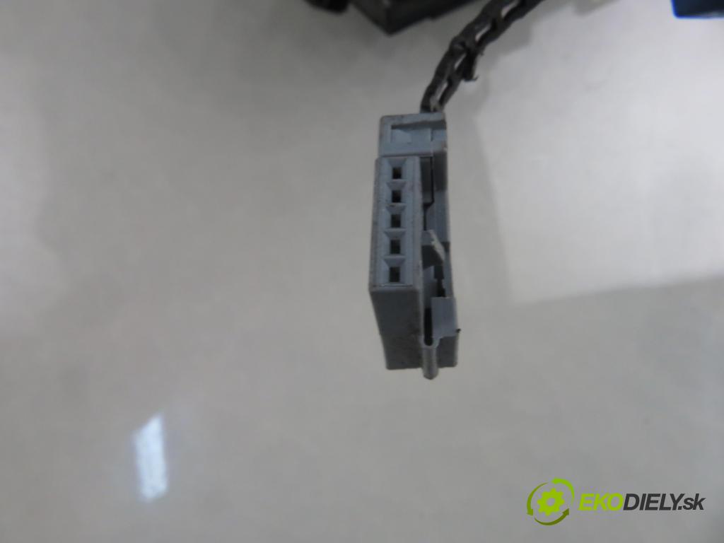 PEUGEOT PARTNER Combispace (5F) KOMBIVAN 2006 66,00 1.6 HDi 90 - 9HX 1560,00 PAKA/ŘAZENÍ/SADA: 251499