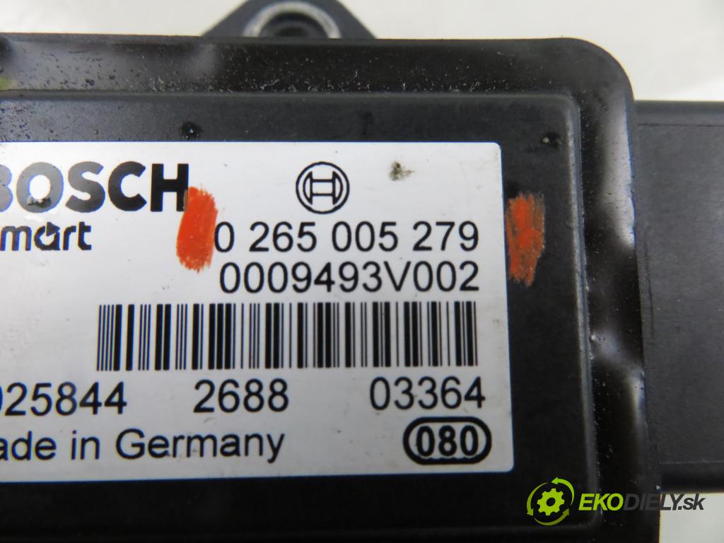 SMART FORTWO Coupe (450) HB 2004 45,00 0.7 (450.352, 450.332) - M 160.920 698,00 snímač ESP 0265005279