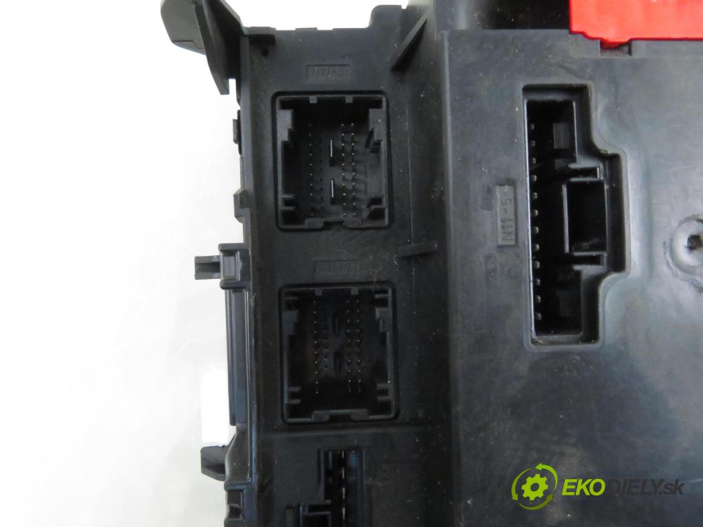SMART FORTWO Coupe (450) HB 2004 45,00 0.7 (450.352, 450.332) - M 160.920 698,00 MODUL BSI 5WK45090