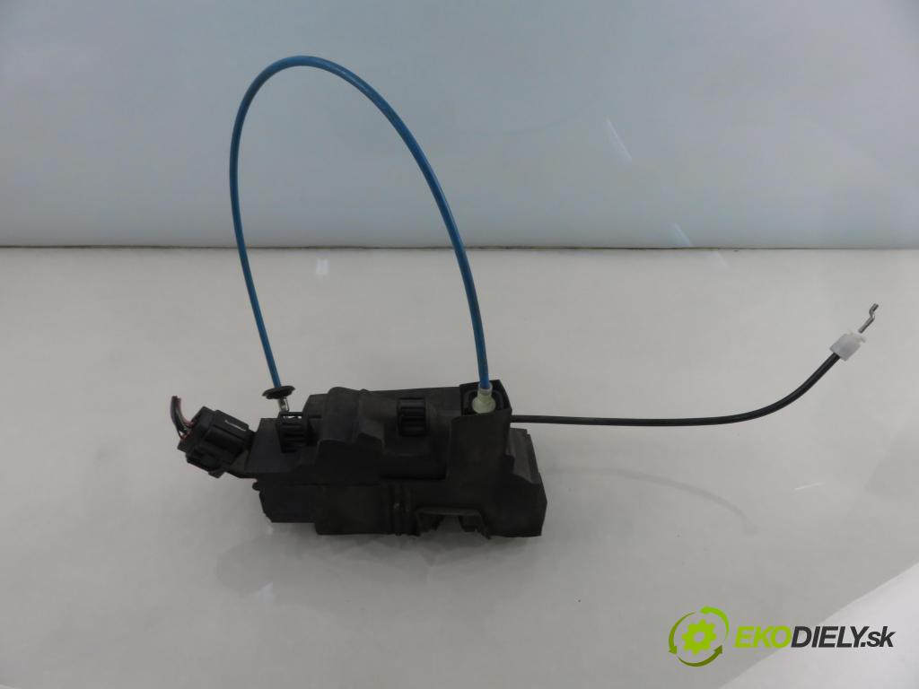 FIAT CROMA (194_) KOMBI 2006 110,00 1.9 D Multijet 150 - 939 A2.000 1910,00 zámok PPE